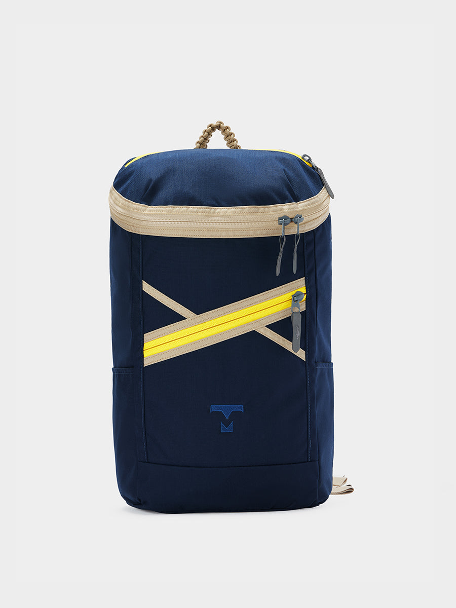 MILTHREAD Bold top load 20L everyday backpack in Midnight