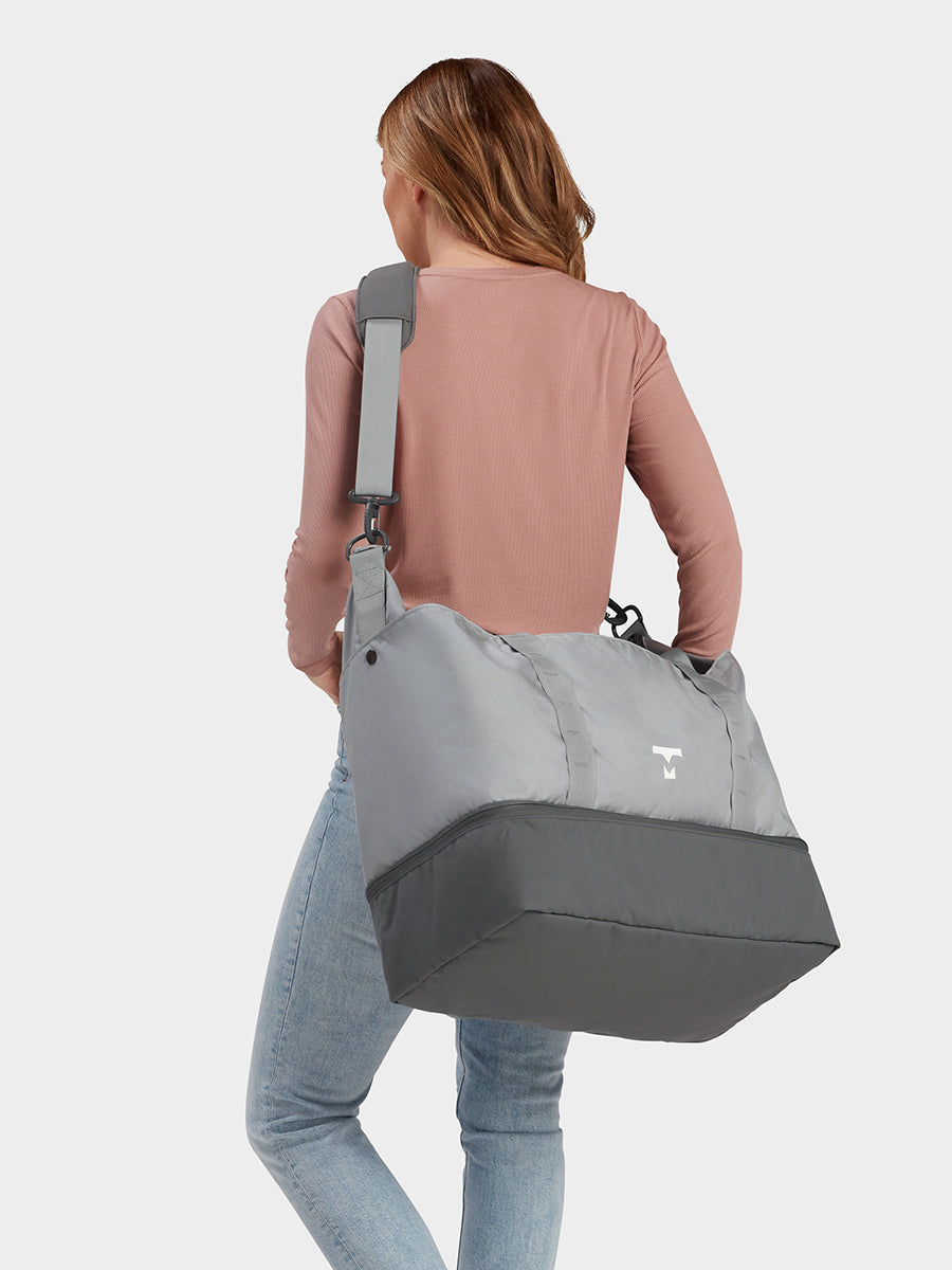 MILTHREAD Canyon 33L travel tote in silver dust on model