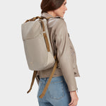 MILTHREAD Downwind everyday light backpack 8L in sand