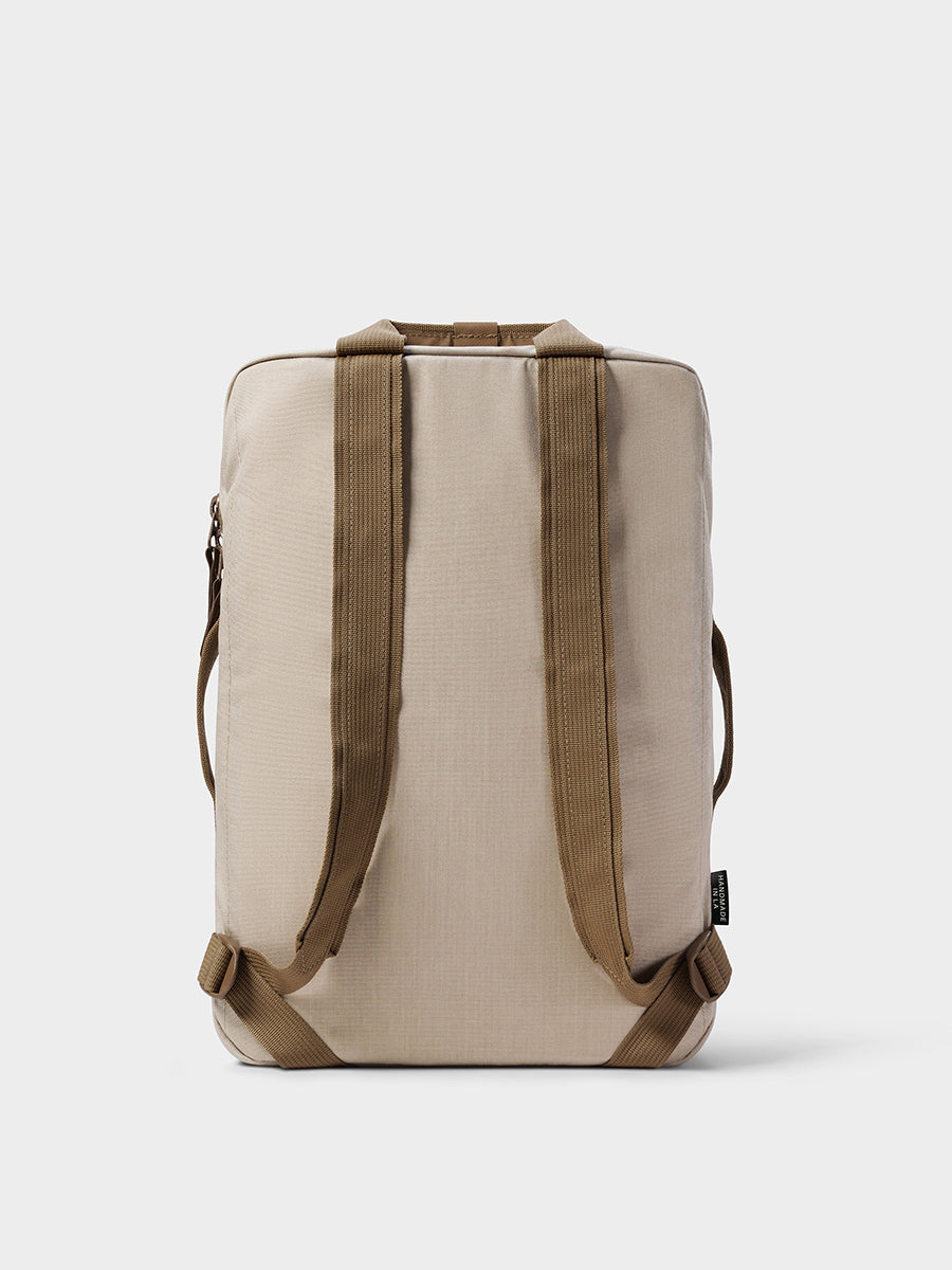 MILTHREAD Downwind everyday light backpack 8L in sand