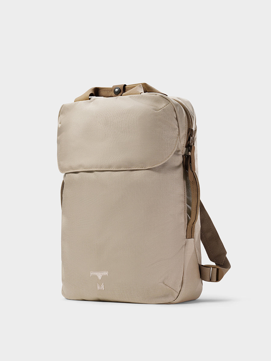 MILTHREAD Downwind everyday light backpack 8L in sand
