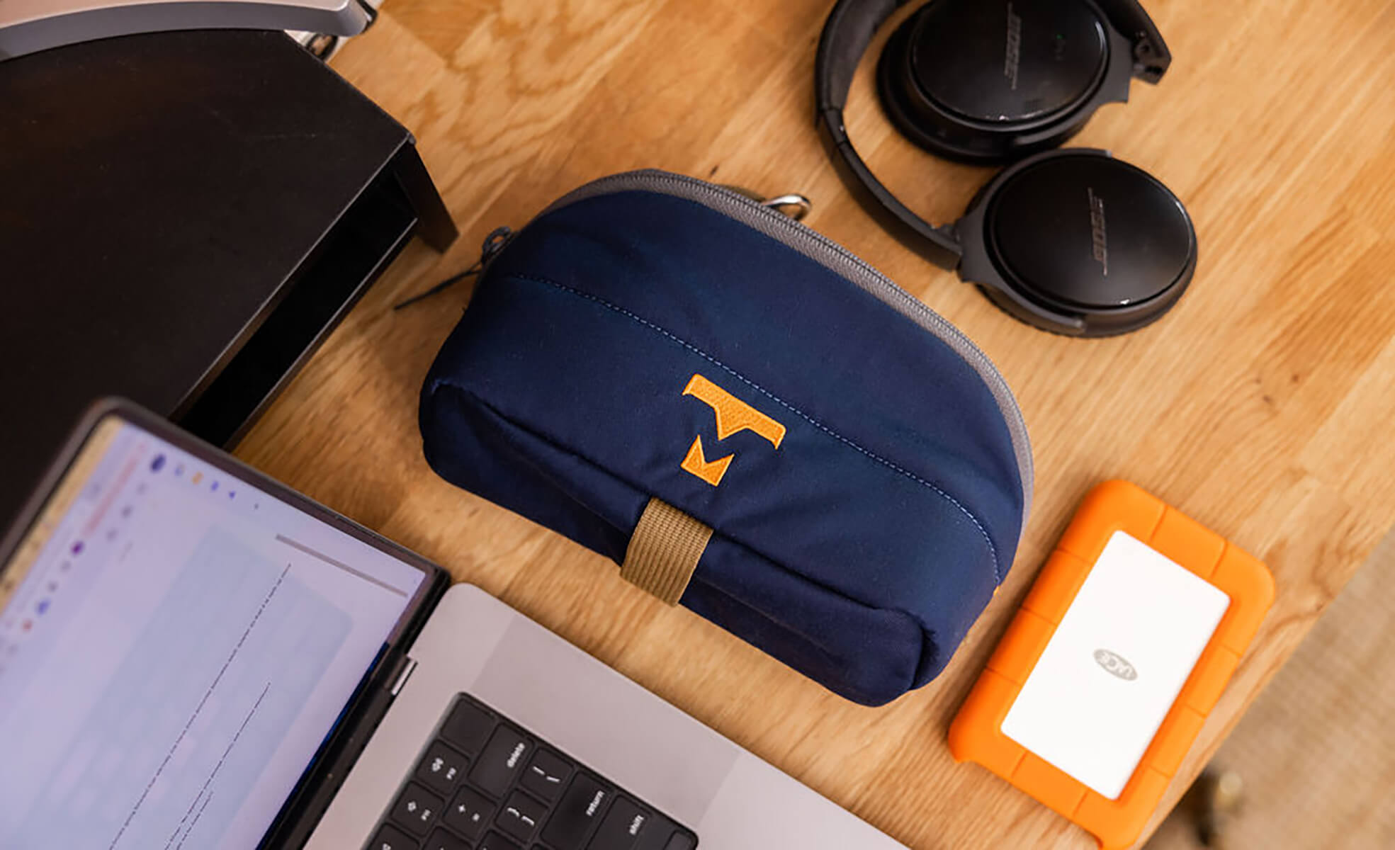 MILTHREAD Source large tech pouch in midnight