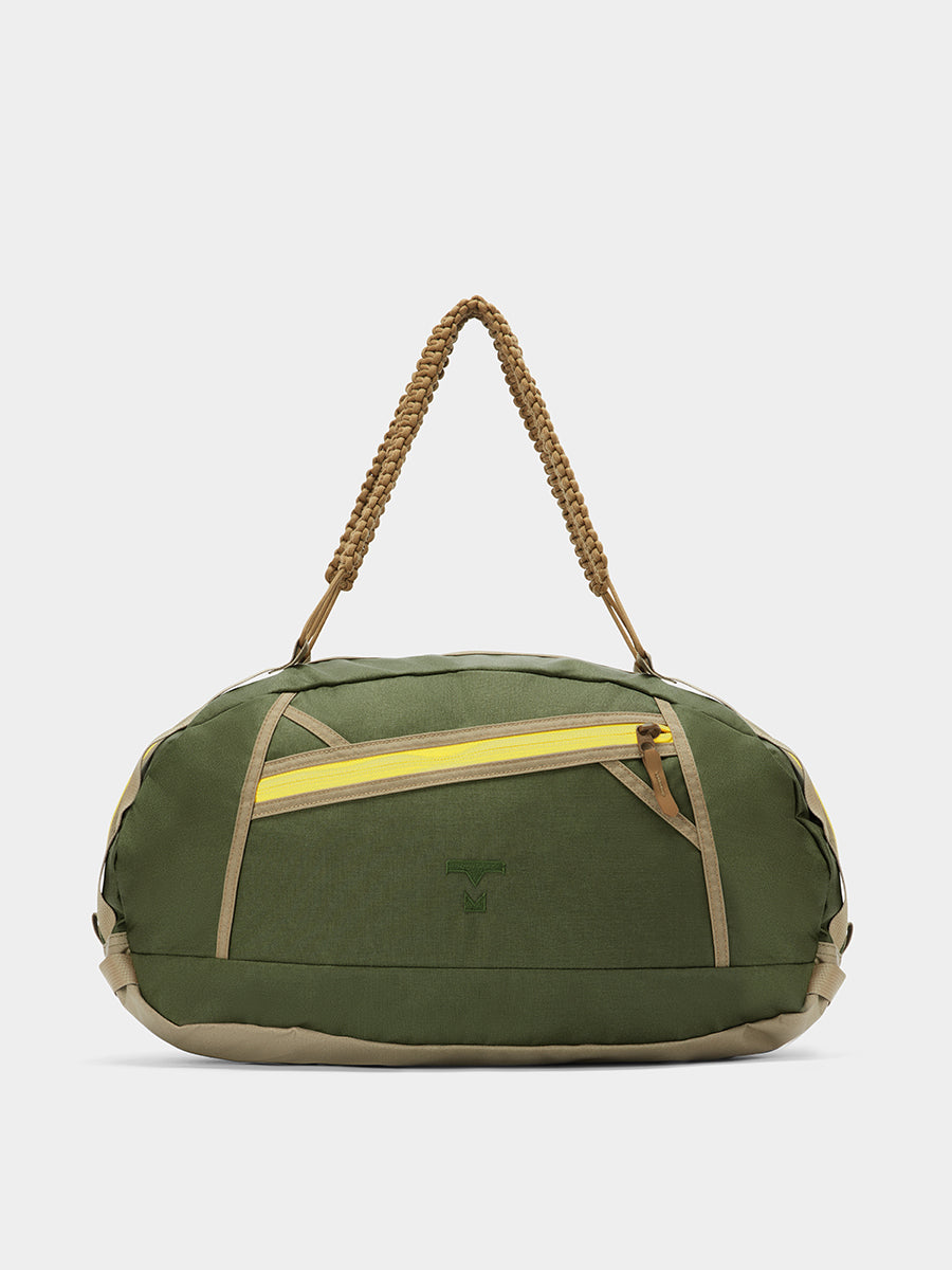 Grit duffle in camo green tabletop in front view