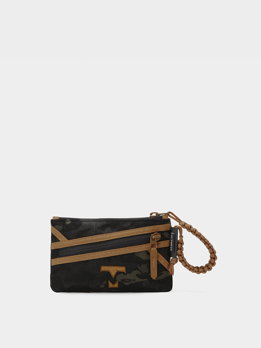 Zest wristlet in multicam black tabletop front view